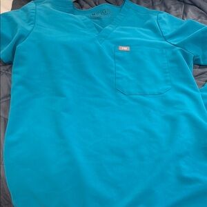 Figs Women's Scrub Top and bottoms in Teal